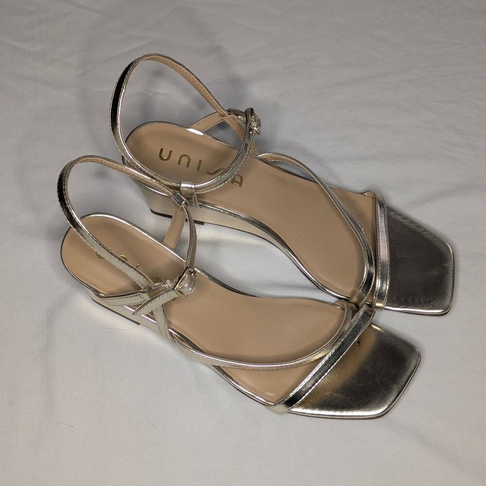 Unisa Gold Strappy 2 inch Wedge Sandals Size 10
